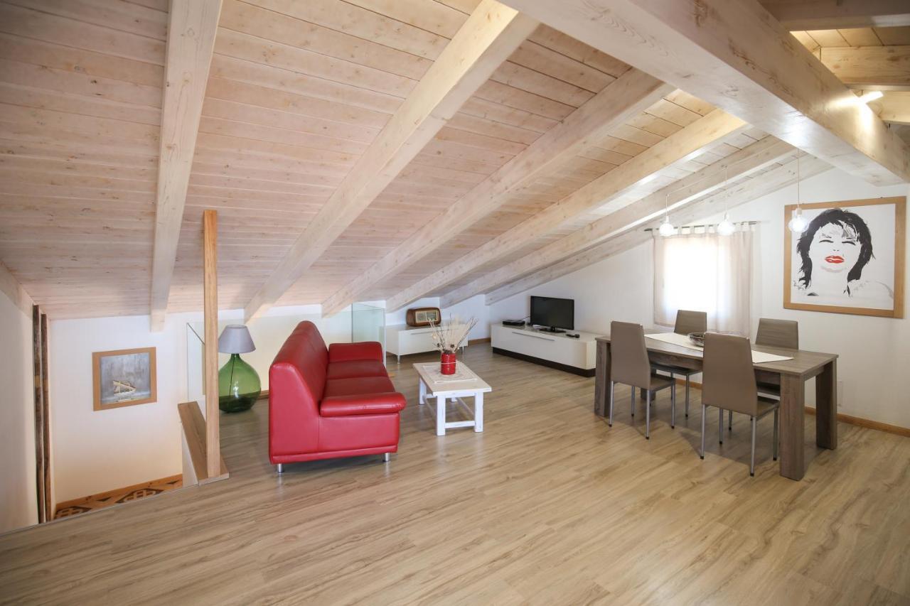Mansarda Daila Villa Castelsardo Buitenkant foto